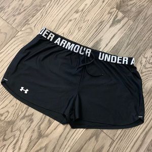 UA loose fit workout shorts
